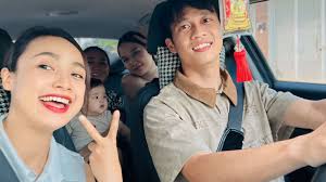 Cảm ơn gd của e Thanh Sơn và E Quyên đã thương mời bữa trưa tại một địa  điểm đậm chất phố núi. Ăn no rồi còn chở chị ra tận sân