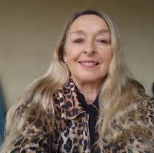 Jetzt hama das Brot „Uhligs Körner-Saatenbrot" Dieses Brot ist der perfekte  Begleiter für jede Mahlzeit! Mit einer Mischung aus Leinsamen,  Sonnenblumenkernen & Co. wird dieses Brot nicht nur lecker, sondern ist auch