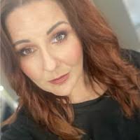 Angie Benfield's Instagram, Twitter & Facebook