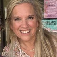 Laura Haygood's Instagram, Twitter & Facebook