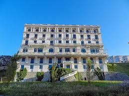 O categorie noua de jocuri denumita jocuri de construit in care veti putea daca va doriti să construiți o casă nouă, un oraș nou sau o lume cu totul nouă. Hotelul Palace O Poveste Despre Jocuri De Noroc È™i Secrete In ConstanÈ›a Veche Presshub