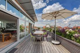 Luxus Penthousewohnung Lichtdurchflutet Mit Traumhafter Dachterrasse 150qm Penthouse Wohnung Penthouse Flachdachhaus