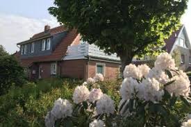 27 in langeoog, ☎ telefon 04972/6940 mit haus dünenlust pension u appartements auf langeoog geniessen sie eine der schönsten inseln. Ihre Ferienwohnung Auf Langeoog