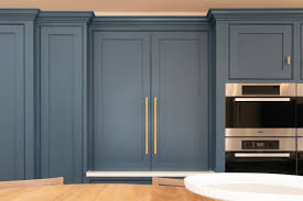 cornice, pelmet & plinth