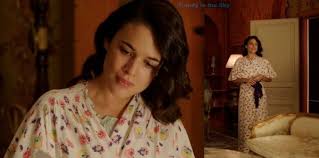 El Tiempo Entre Costuras Capitulo 3 Sira Quiroga Bata Flores Tiempo Entre Costuras Costura Vestuarios