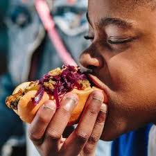 57 Of Ikea Germany Shoppers Prefer The Store S New Vegan Hot Dog To The Original Vegan Hot Dog Hot Dogs Vegan News