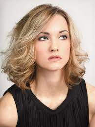 Weitere ideen zu frisuren frisuren feines haar haarschnitt. Kurzhaarfrisuren Damen Feines Haar Mann Und Frauen Frisur 2018 New Wunderbare Frisuren Frisuren Mitte Medium Hair Styles Womens Hairstyles Top Short Hairstyles