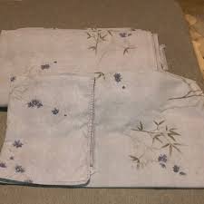 Calvin klein bamboo flowers queen. Calvin Klein Bedding Calvin Klein Bamboo Flowers Queen Duvet Wshams Poshmark