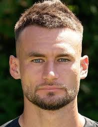 Danny Blum's Instagram, Twitter & Facebook