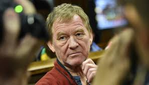 Peter bar på en rystende hemmelighet