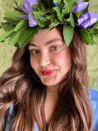 Hi 🌞 We are a little family of 3 (30, 33 and 8 months) who needs a place  to live for 2 weeks before we can move in in our new apartment.