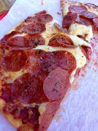 My Son Says This Is The Best Gluten Free Pizza From Pizza Port Solana Beach Ca Gluten Free Pizza Amazing Food Food