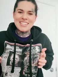 u know I got the treat 🐶 📢😂😍🔥🤘🏽💯 if u know me you know I had to do  this because the bark 🤣 #hair #face #music #fyp #viral #trending #glorilla  #sexyred #cdc #dogbark #treat #whatchukno ...