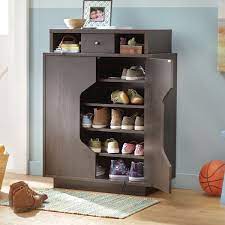 Mais comme nous aimons concevoir des objets design et fonctionnel, nos armoires à chaussures réservent aussi quelques surprises. Identitas Holdfelulet Rozsda Etagere A Chaussures Bois Amazon Chevroletlebanon Com