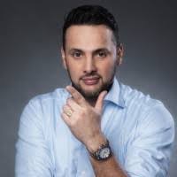 Freddy Mercado's Instagram, Twitter & Facebook