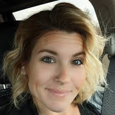 Heather Deters's Instagram, Twitter & Facebook