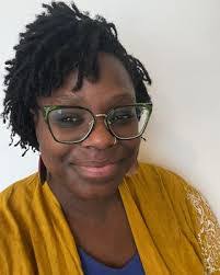 Larissa Cook's Instagram, Twitter & Facebook