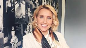 Check spelling or type a new query. Sofia Alves Faz Mudanca Radical De Vida Devido A Novela A Serra