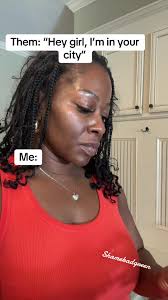 Navigating City Connections: Social Experiences