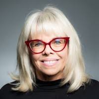 200+ perfiles de «Peacock»