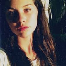 Listen to playlists featuring waiting room by phoebe bridgers online for  free