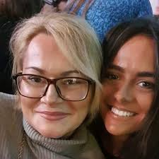 Laura Dutton (@lauradutton38)