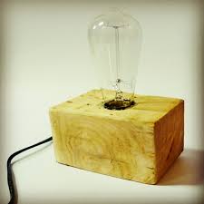Diy Lampe Aus Einem Euro Paletten Klotz Diy Lampen Paletten Lampe