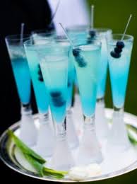 59 Beautiful Ice Blue Winter Wedding Ideas Happywedd Com Blue Drinks Blue Winter Wedding Wedding Drink