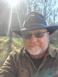 Is this dog wearing a MAGA collar