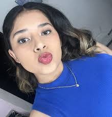 Andrea Plata's Instagram, Twitter & Facebook