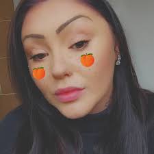 FOOTPRINT CARROTS 🥕🥕🥕- so cute!  https://www.thebestideasforkids.com/footprint-bunny/