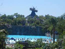 Difference Blizzard Beach And Typhoon Lagoon Difference Between