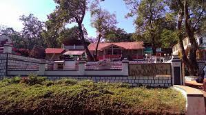 Lamb, construction was completed in 1928. Hotel Paramount Matheran Hotel Price Address Reviews