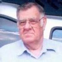 Weldon Hall's Instagram, Twitter & Facebook