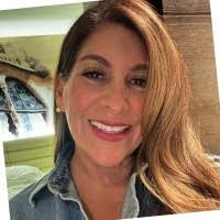 60+ "Maës" profiles