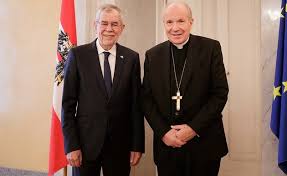 From wikimedia commons, the free media repository. Van Der Bellen Lud Schonborn Zu Festlichem Mittagessen