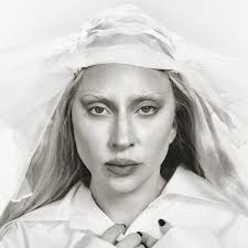 MOTHER! A única exigência de Lady Gaga ao Copacabana Palace, a ser cumprida  rigorosamente, é o tratamento respeitoso e carinhoso aos fãs na porta do  local. A informação é do portal LeoDias.