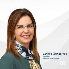 Aynur Yuce's Instagram, Twitter & Facebook