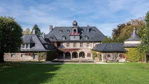 251 likes · 8 were here. Datei Saalfeld Bergfried 1 Haus Bergfried Mit Ausstattung Und Park Mit Parkarchitekturen Jpg Wikipedia