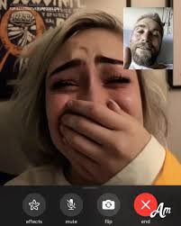 I have not seen my dad for most of my life. He left my mom and me when I  was a teenager and never came back home. I tried not to think