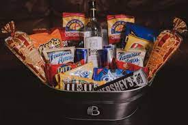 Choose from thousands of different locations around the globe for an unforgettable 21st birthday! Gifts For Guys Gift Baskets For Men