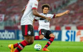 Até porque a emissora teve a melhor média de audiência (pico de 14 pontos) de 2021, quando transmitiu a primeira e única. Flamengo Passa A Ter Dois Suspensos Para O Proximo Jogo Do Brasileiro Lance