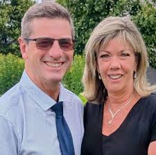 Licensed builder recommendations for Gun Lake addition