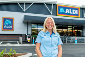 Uk supermarket opening and closing times. New Aldi Store In Fleets Lane Poole Officially Opens Its Doors Bournemouth Echo