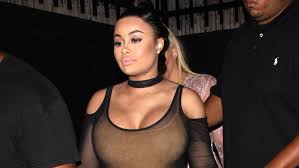 Blac Chyna Does Bombshell Photo Shoot While Rob Kardashian Plays With  Dream Amid Drama | Entertainment Tonight