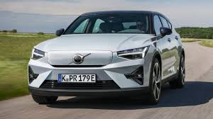 Volvo personvagnar), stylized as volvo, is a swedish luxury automobile marque. Volvo C40 Elektrisch Neues Elektro Gesicht Aus Schweden Leben Wissen Bild De