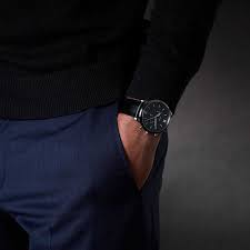 فوسيل نيوترا ساعة جلد للرجال سوار اسود مقاومه للماء اطار فضي Fs5452