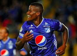 Latest on millonarios defender andres roman including news, stats, videos, highlights and more on espn. Confirmado Boca Compro El 50 Del Pase De Andres Roman Y Sera El Segundo Refuerzo De Russo Eterno Boca