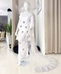 So yg biasa pakai saiz s/m pun sesuai pakai baju ni.dah alter utk fit ketinggian 150 ke bwh. Nak Kahwin On Twitter Simple Baju Nikah Inspirations Hari Nikah Dah Dekat Tapi Takde Idea Nak Pakai Baju Apa Kat Sini Awantona Share 17 Baju Nikah Simple Tapi Anggun Dan