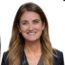 🔥 HIGHEST SELLING ITSM BOOK! 🔥 And it's nearly a wrap here at Support  World Live in Vegas — but wow, what a moment this was! This photo captures  something special: Humanising